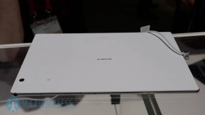 Z4 Tablet weiss Rueckseite