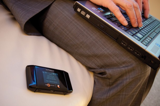 the-telstra-ultimate-mobile-wi-fi-laptop-leg-hires