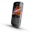 BlackBerry Bold 9900_SideAngleRight