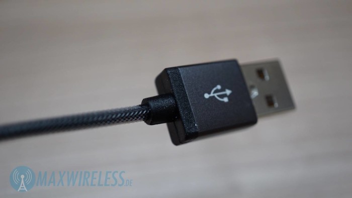 USB-Kabel mit Nylon-Geflecht im Detail