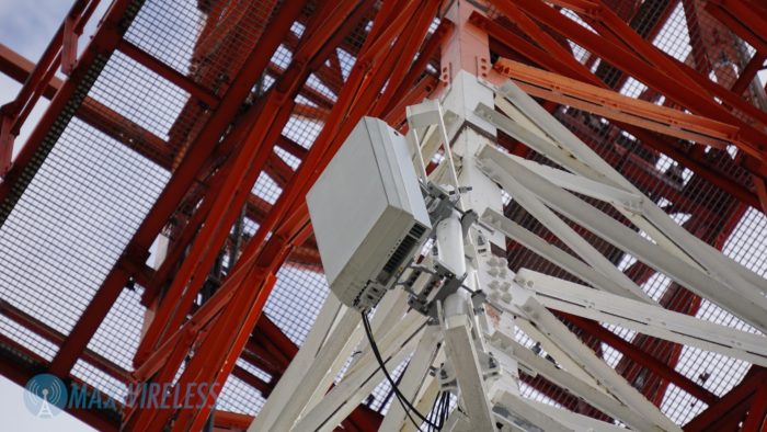 5G Massive MIMO Antenne im Test-Einsatz bei der Telekom.