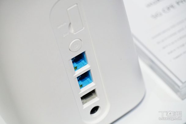 Huawei 5G Router Anschlüsse. Bild: techbang.com.